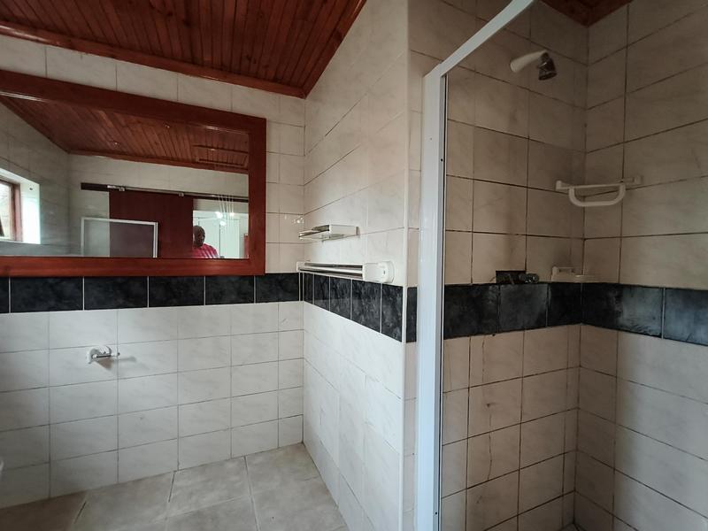 5 Bedroom Property for Sale in Oatlands North Eastern Cape